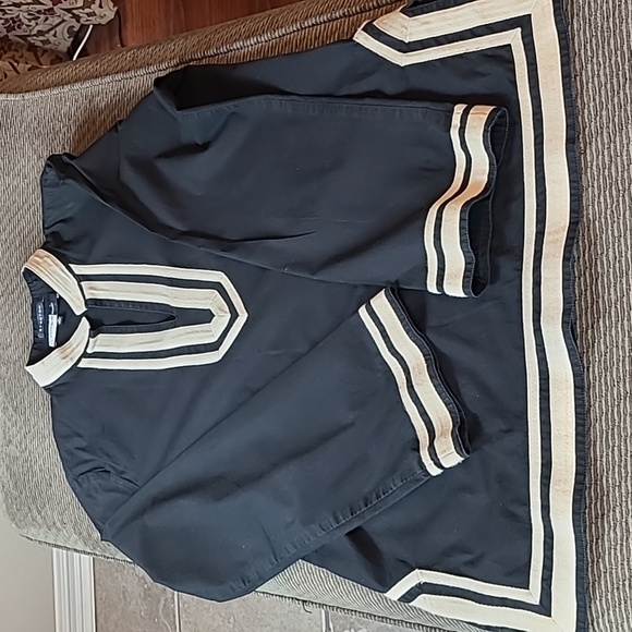 Jones Wear Studio Blouse - Picture 12 of 12